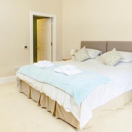 Gorgeous Central Edinburgh 3-Bedroom Apartment Exterior foto